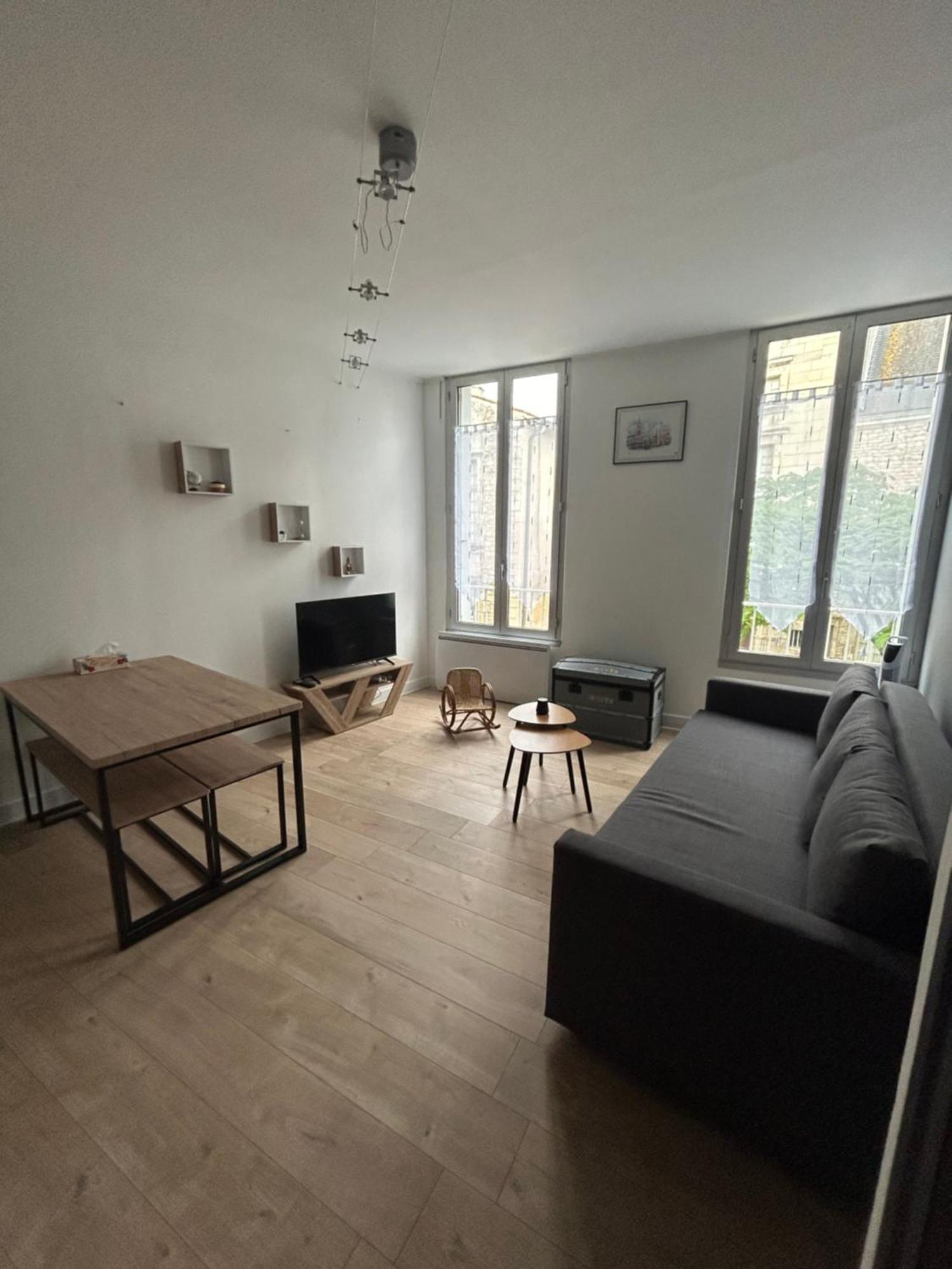 Chez Noemie Daire Saintes Dış mekan fotoğraf